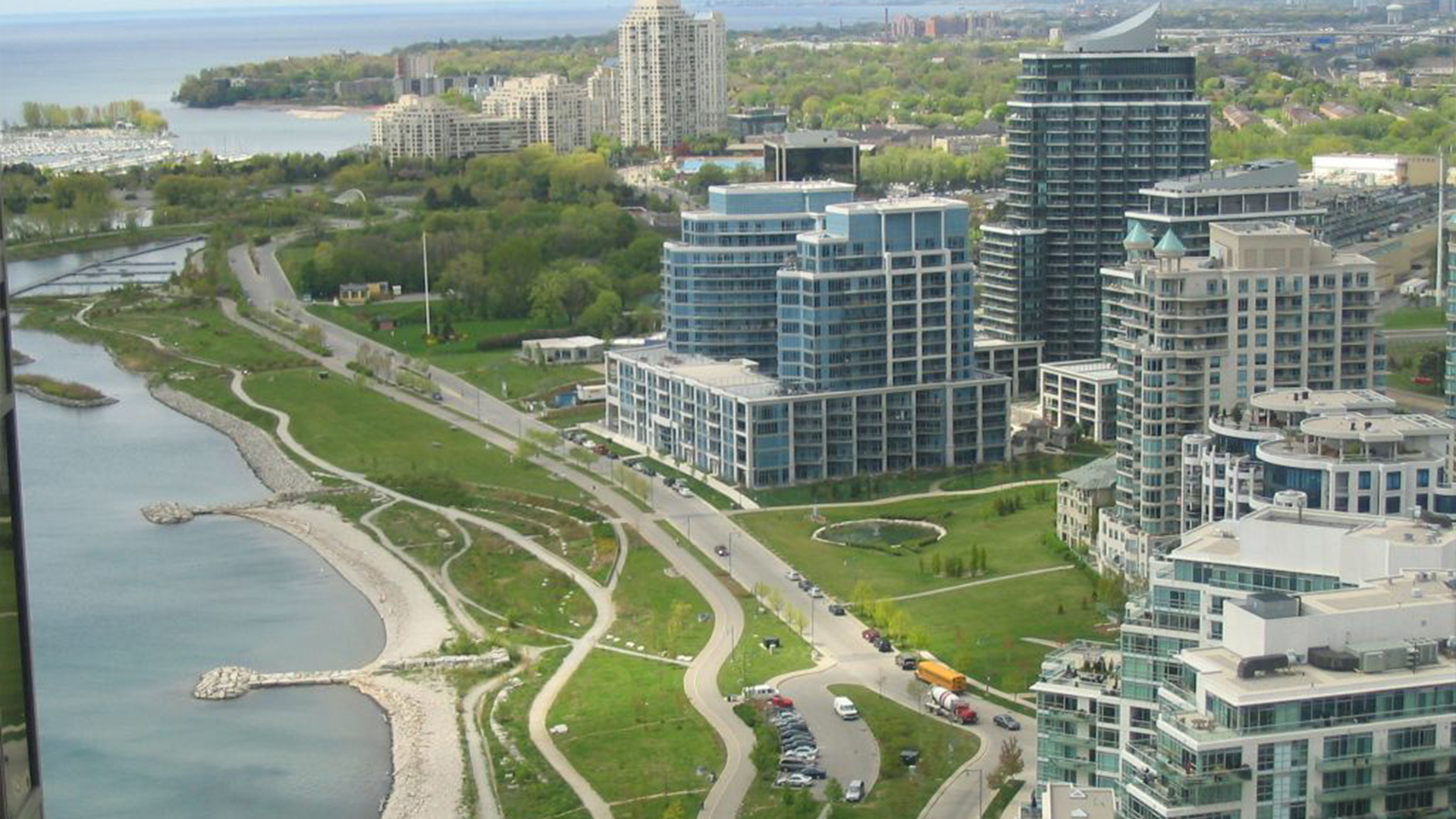 Laundry Service in Etobicoke, ON Dry Cleaning WeDoLaundry